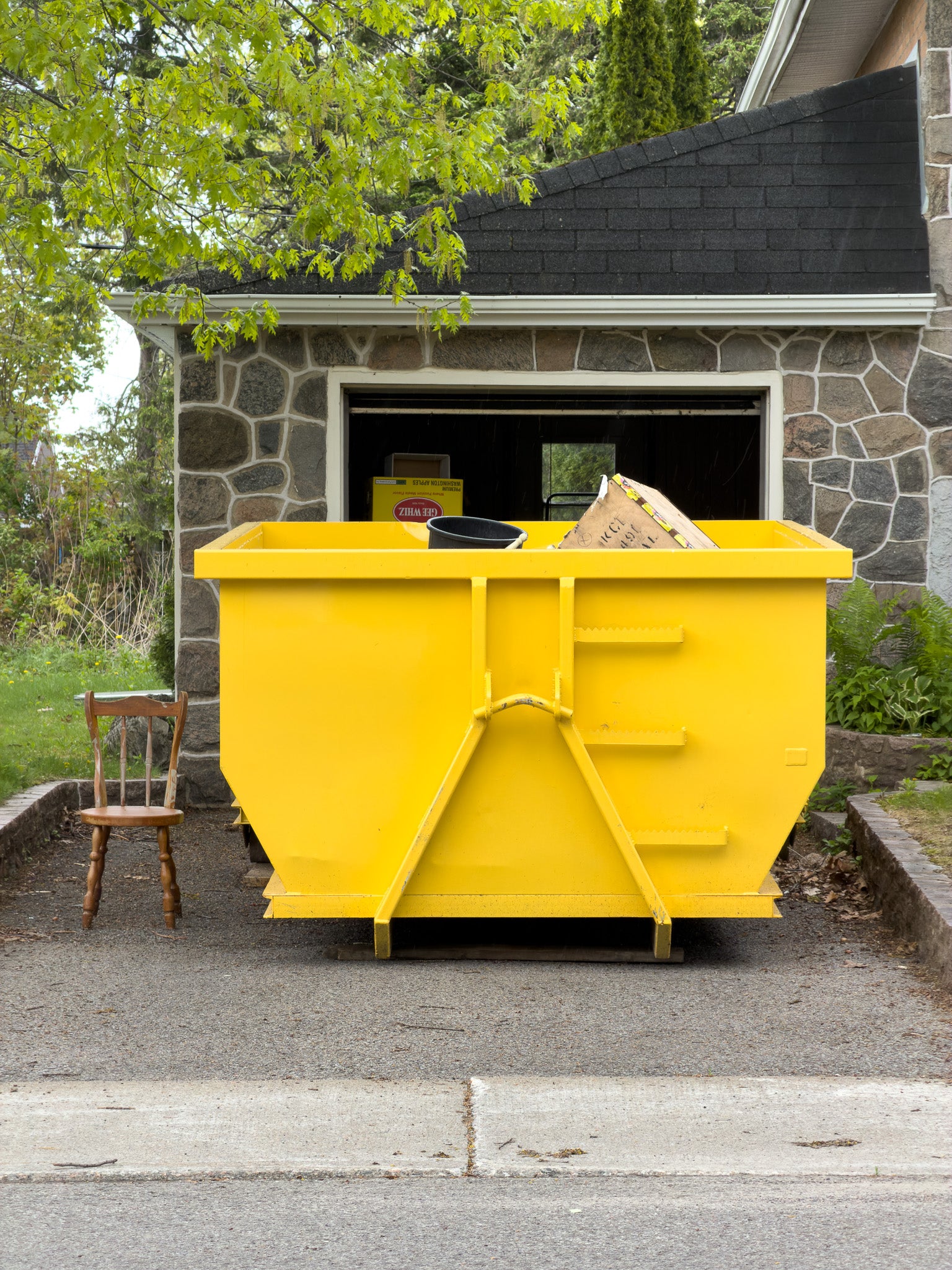 Conteneur pour grand ménage de garage 15 verges cubes